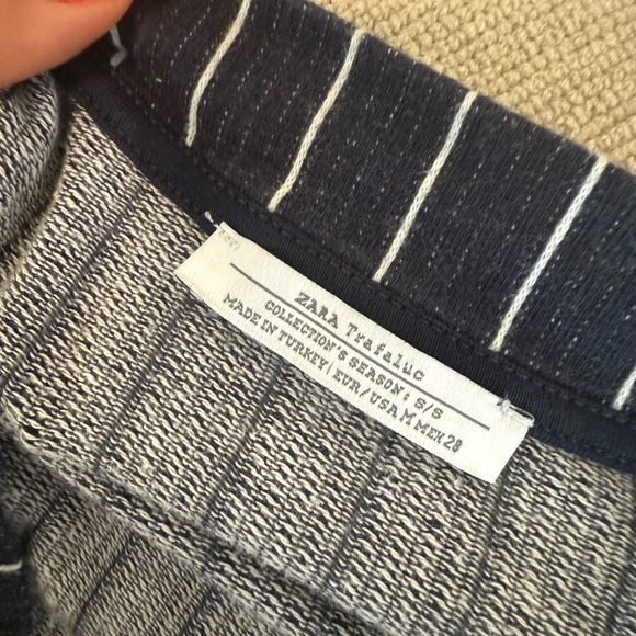 Zara Navy and White Striped Knit Top - Picture 3 of 4